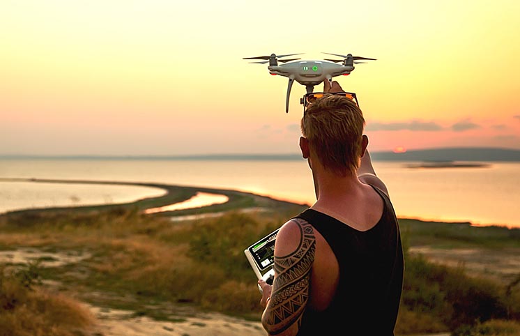 Зарядка для дронів FlashBattery