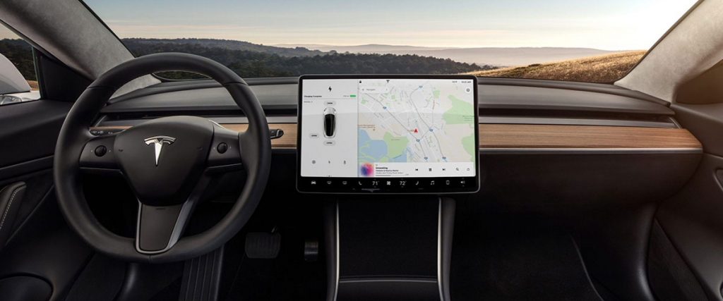 Власники Tesla матимуть змогу переглядати камери автопілота у віддаленому режимі