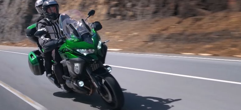 Kawasaki планує випустити гібридний мотоцикл