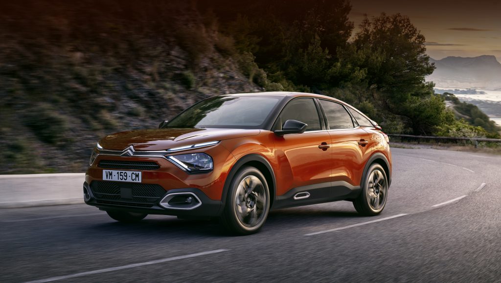 Електромобіль Citroen ë-C4 представлений офіційно