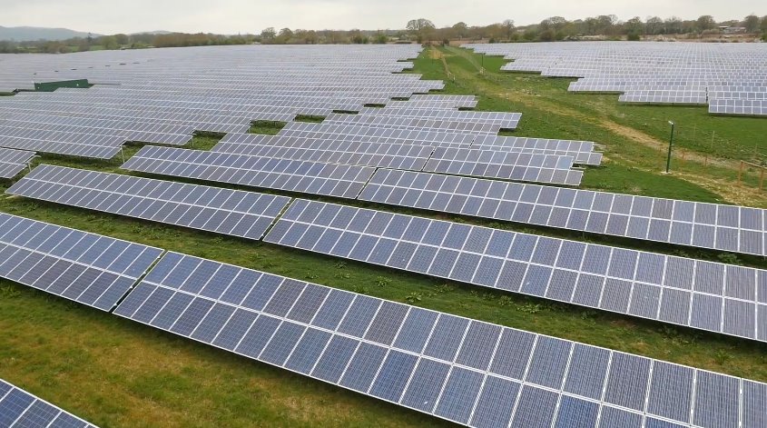 Установка сонячних електростанцій на занедбаних ділянках землі принесе 60 000 тВт енергії щорічно