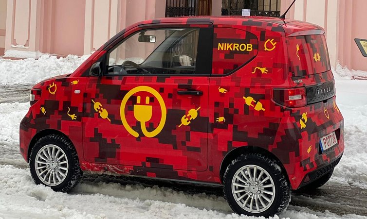 Freeze Nikrob - електромобіль за 9999 від виробника преміумброньовиків