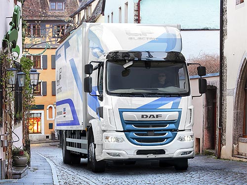 Представлений електричний DAF LF Electric зі запасом ходу до 280 км