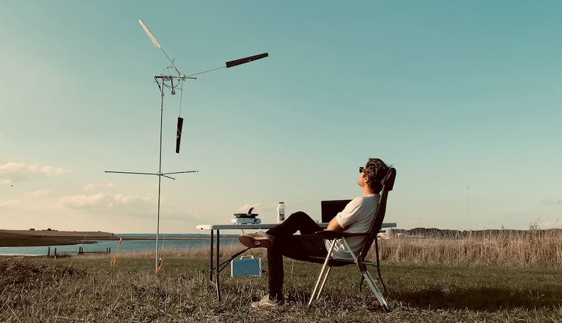 Переносний вітрогенератор Wind Catcher важить 10 кг і встановлюється за 15 хвилин