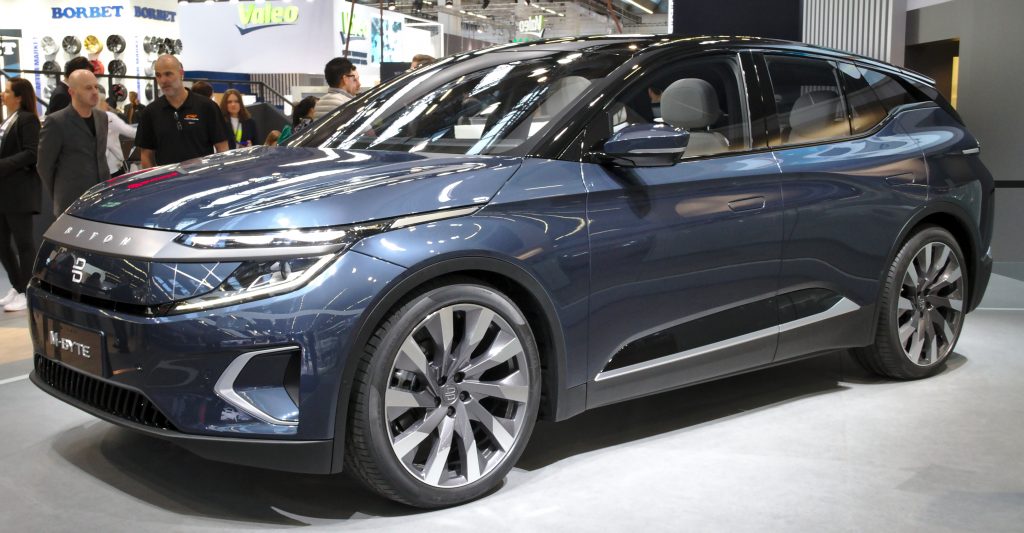 Електрокросовер Byton M-Byte здивував дисплеєм