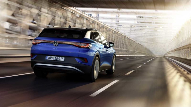 Кожен п'ятий автомобіль німецького виробництва можна під'єднати до електромережі